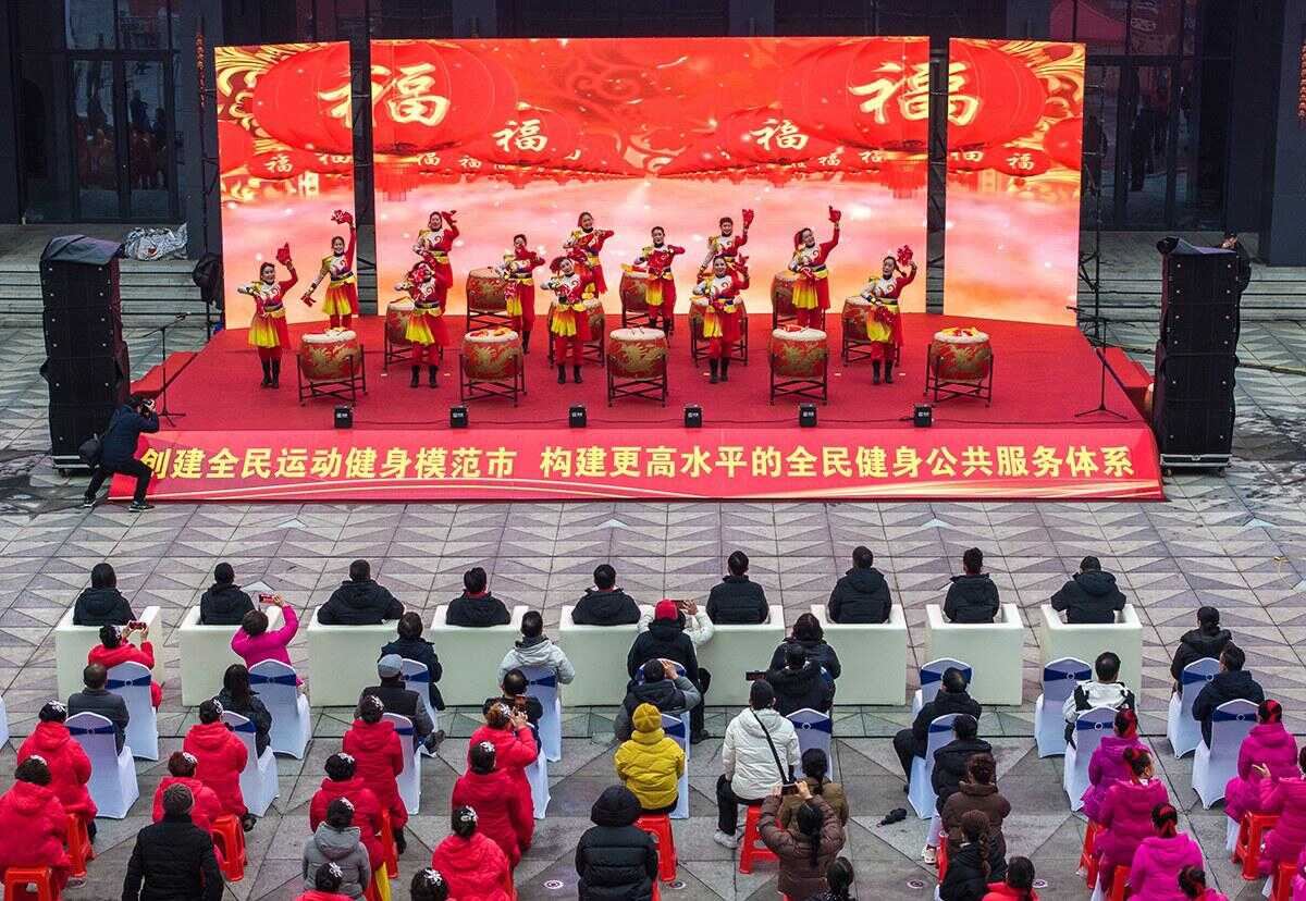 他们在与皇